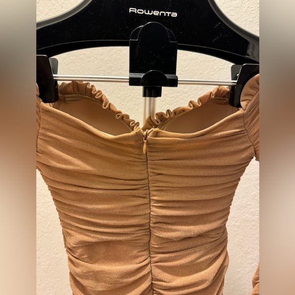 Women's Dresses Off Shoulder Frill Trim Ruched. - Picture 6 of 8